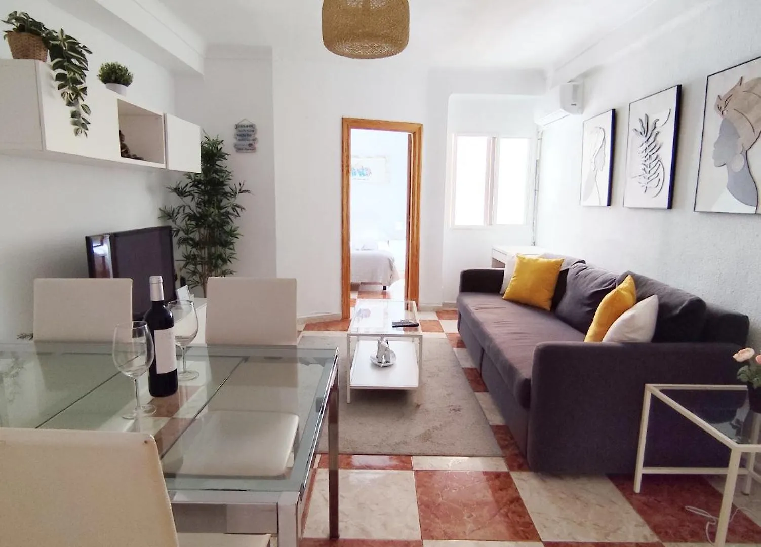 Gran Apartamento En El Centro Historico Malaga Apartment